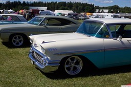 24 6F4B6101