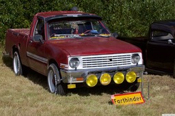 6F4B3002