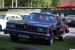 6F4B3839