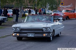 6F4B7000